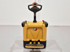 Transpaleta Electrica con plataforma caterpillar NPV20QL (Litio) - 3930002 | Europea de Carretillas