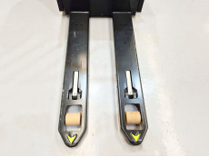 Transpaleta Electrica con plataforma caterpillar NPV20N3 (LITIO) - 3964012 | Europea de Carretillas