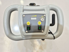 Fregadora Industrial Conduct Acompañante bhior B400 - 4082002 | Europea de Carretillas