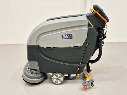 Fregadora Industrial Conduct Acompañante bhior B600 - 4085002 | Europea de Carretillas