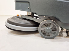 Fregadora Industrial Conduct Acompañante bhior B500 - 4117003 | Europea de Carretillas