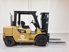 Carretilla Elevadora Diesel caterpillar DP45K2-MC - 1251003 | Europea de Carretillas