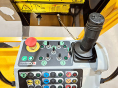 Plataforma Tijera Diesel haulotte C12DX - 1262040 | Europea de Carretillas