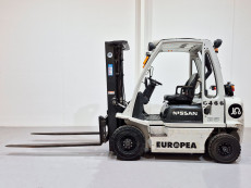 Carretilla Elevadora Diesel unicarriers Y1D2A25Q - 2511005 | Europea de Carretillas