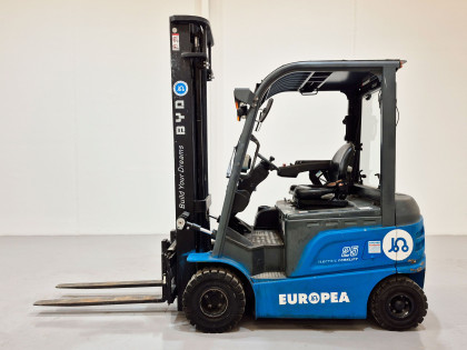 Carretilla Elevadora Electrica 4 ruedas byd ECB25C (Litio) 80V 270Ah - 2265041 | Europea de Carretillas