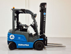 Carretilla Elevadora Electrica 4 ruedas byd ECB25C (Litio) 80V 270Ah - 2265041 | Europea de Carretillas
