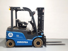 Carretilla Elevadora Electrica 4 ruedas byd ECB25C - 2265043 | Europea de Carretillas