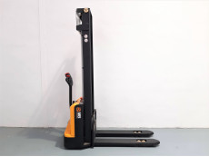 Apilador Electrico conductor a pie mb forklift ES12-12ES (2S360) - 2405028 | Europea de Carretillas