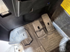 Carretilla Retractil conductor sentado caterpillar NR16N2C - 2753008 | Europea de Carretillas