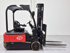 Carretilla Elevadora Electrica 3 ruedas mb forklift CPD18TW8-LI - 3119008 | Europea de Carretillas