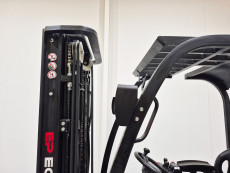 Carretilla Elevadora Electrica 3 ruedas mb forklift CPD18TW8-LI - 3119008 | Europea de Carretillas