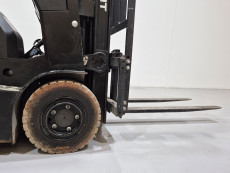 Carretilla Elevadora Electrica 3 ruedas mb forklift CPD18TW8-LI - 3119009 | Europea de Carretillas