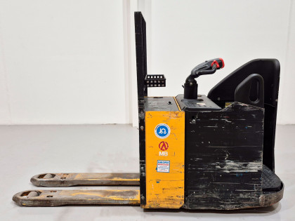 Transpaleta Electrica con plataforma mb forklift KPL201 (Litio) - 3299018 | Europea de Carretillas