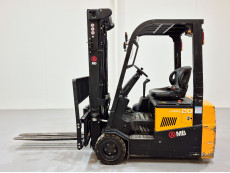 Carretilla Elevadora Electrica 3 ruedas mb forklift CPD20TVL (Litio) 80V 205Ah - 3522003 | Europea de Carretillas