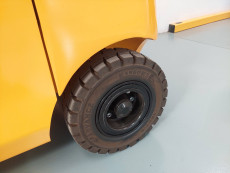 Carretilla Elevadora Electrica 4 ruedas mb forklift EFL253 (Litio) 80V 205Ah - 3629004 | Europea de Carretillas