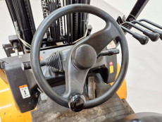 Carretilla Elevadora Electrica 4 ruedas mb forklift EFL353 - 3662002 | Europea de Carretillas