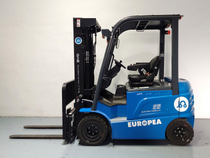 Carretilla Elevadora Electrica 4 ruedas byd SEF25C - 3675004 | Europea de Carretillas