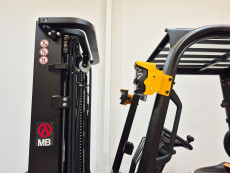 Carretilla Elevadora Electrica 4 ruedas mb forklift EFL303 (Litio) 80V 205Ah - 3751015 | Europea de Carretillas