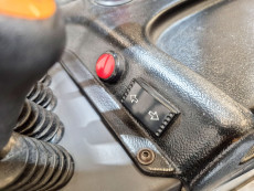 Carretilla Retractil conductor sentado mb forklift RSEW125 - 3817001 | Europea de Carretillas