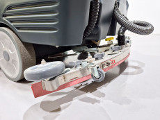 Fregadora Industrial Conductor Sentado bhior B1060 - 3544006 | Europea de Carretillas