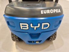 Carretilla Elevadora Electrica 4 ruedas byd ECB20SDC (Litio) 80V 340Ah - 2393008 | Europea de Carretillas