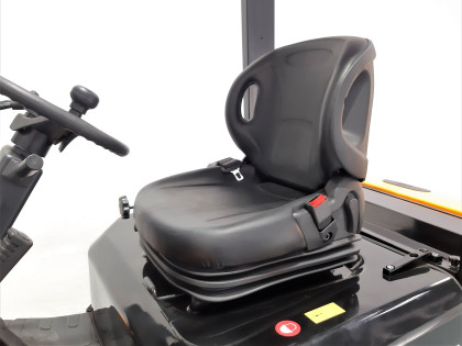 Carretilla Elevadora Electrica 4 ruedas mb forklift EFL252 (Litio) - 3258013 | Europea de Carretillas 2