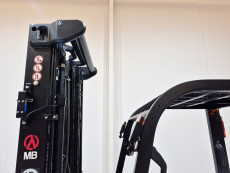 Carretilla Elevadora Electrica 3 ruedas mb forklift CPD18TVL (Litio) 80V 205Ah - 3521048 | Europea de Carretillas