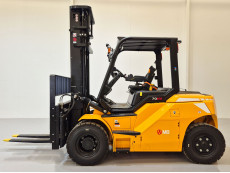 Carretilla Elevadora Electrica 4 ruedas mb forklift EFL703-HV-6 - 4111002 | Europea de Carretillas