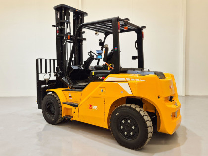 Carretilla Elevadora Electrica 4 ruedas mb forklift EFL703-HV-6 - 4111002 | Europea de Carretillas 2