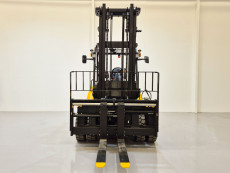 Carretilla Elevadora Electrica 4 ruedas mb forklift EFL703-HV-6 - 4111002 | Europea de Carretillas