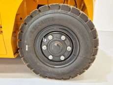 Carretilla Elevadora Electrica 4 ruedas mb forklift EFL703-HV-6 - 4111002 | Europea de Carretillas
