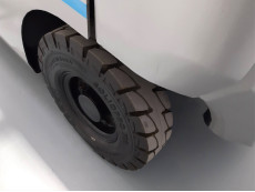 Carretilla Elevadora Diesel - Capacidad 1.800 Kg CD18
