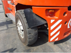 Carretilla Elevadora Diesel - Capacidad 12.000 Kg CD12