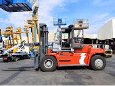 Carretilla Elevadora Diesel - Capacidad 12.000 Kg CD12