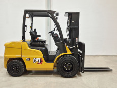 Carretilla Elevadora Diesel - Capacidad 3.000 y 3.500Kg CD30 CD35