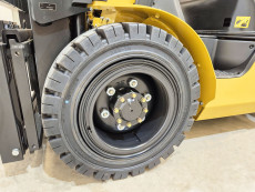 Carretilla Elevadora Diesel - Capacidad 3.000 y 3.500Kg CD30 CD35