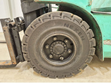 Carretilla Elevadora Diesel - Capacidad 4.000 y 4.500 Kg CD40 CD45