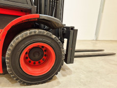 Carretilla Elevadora Diesel - Capacidad 8.000 Kg CD80