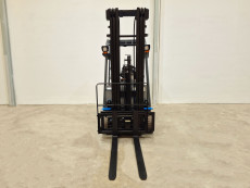 Carretilla Elevadora Electrica - Capacidad 1.600 Kg CE16