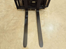 Carretilla Elevadora Electrica - Capacidad 1.600 Kg CE16