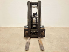 Carretilla Elevadora Electrica - Capacidad 5.000 y 5.500 Kg CE50 CE55