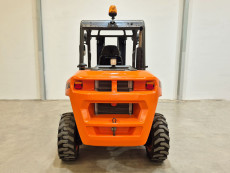 Carretilla Elevadora Todoterreno 4x4 - Capacidad 2.000 Kg CTT20