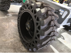 Plataforma Elevadora Articulada Diesel - 16 metros de altura de trabajo PAD16