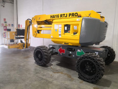 Plataforma Elevadora Articulada Diesel - 16 metros de altura de trabajo PAD16