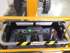 Plataforma Elevadora Articulada Diesel - 16 metros de altura de trabajo PAD16