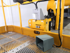 Plataforma Elevadora Articulada Diesel - 16 metros de altura de trabajo PAD16