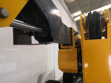 Plataforma Elevadora Articulada Diesel - 16 metros de altura de trabajo PAD16