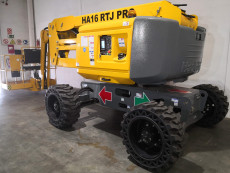 Plataforma Elevadora Articulada Diesel - 16 metros de altura de trabajo PAD16