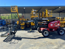 Plataforma Elevadora Articulada Diesel - 18 metros de altura de trabajo PAD18