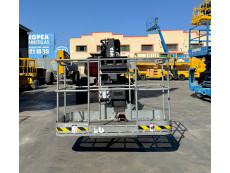 Plataforma Elevadora Articulada Diesel - 18 metros de altura de trabajo PAD18
